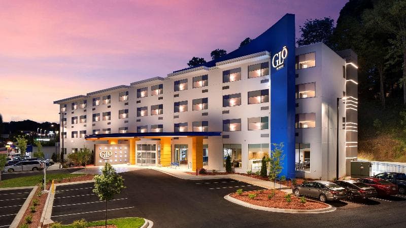 Glo Best Western Asheville Tunnel Road photo 1