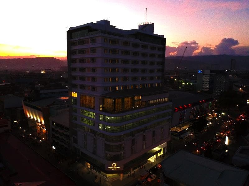 One Central Hotel main
