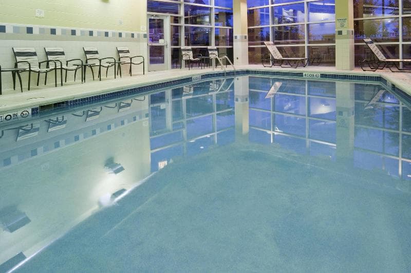 Courtyard By Marriott Minneapolis Maple Grove/Arbor Lakes 2