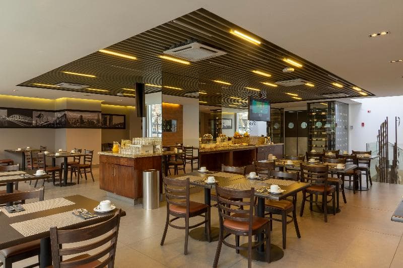 Hotel Capital Bellet main