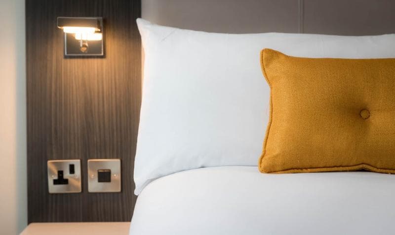 Maldron Hotel Southmall 5
