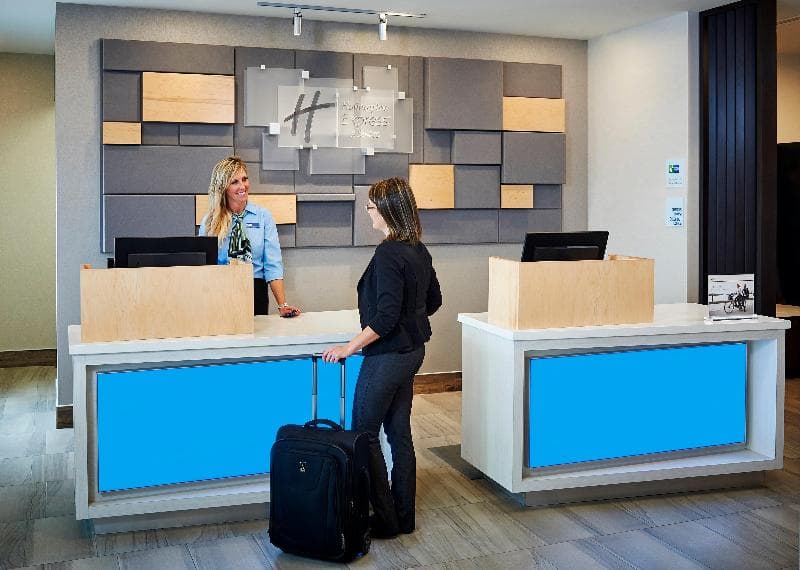 Holiday Inn Express & Suites Brantford 4