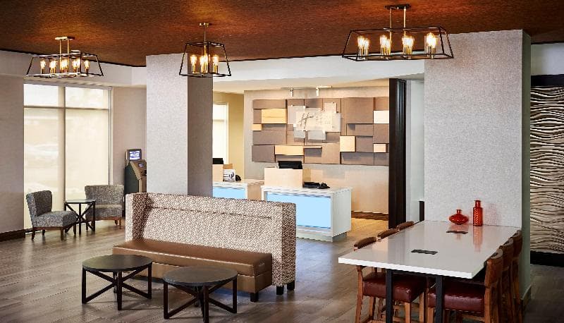 Holiday Inn Express & Suites Brantford 5
