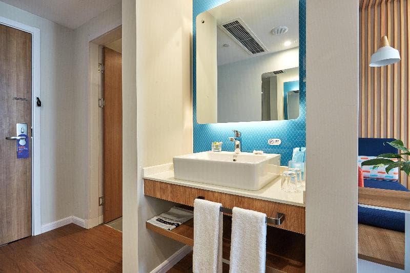 Holiday Inn Express Nanjing Xuanwu Lake 3