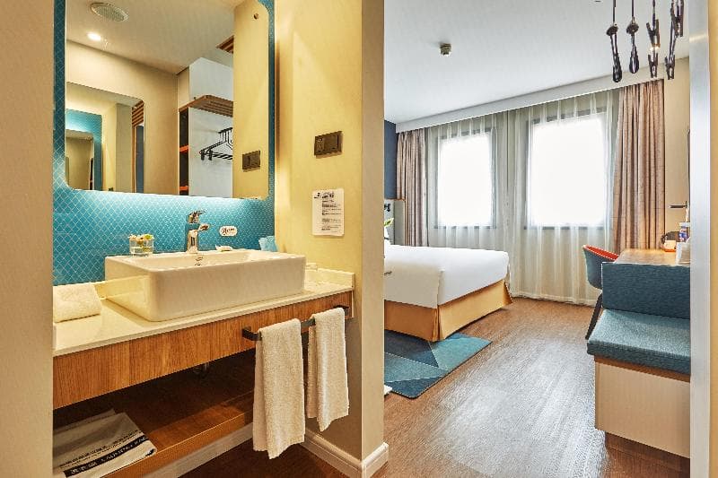 Holiday Inn Express Nanjing Xuanwu Lake 4