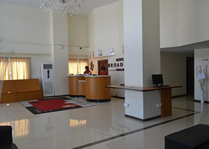 The Hotel Broadway Yangon 2