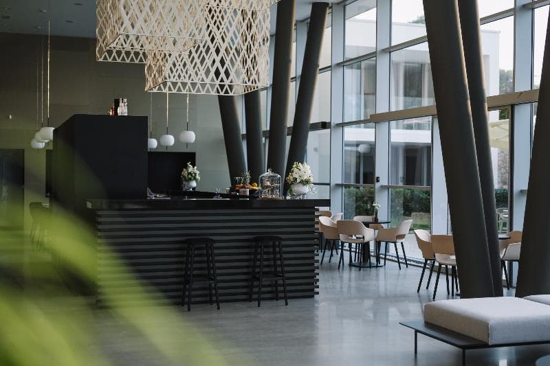 Joel Hotel 5