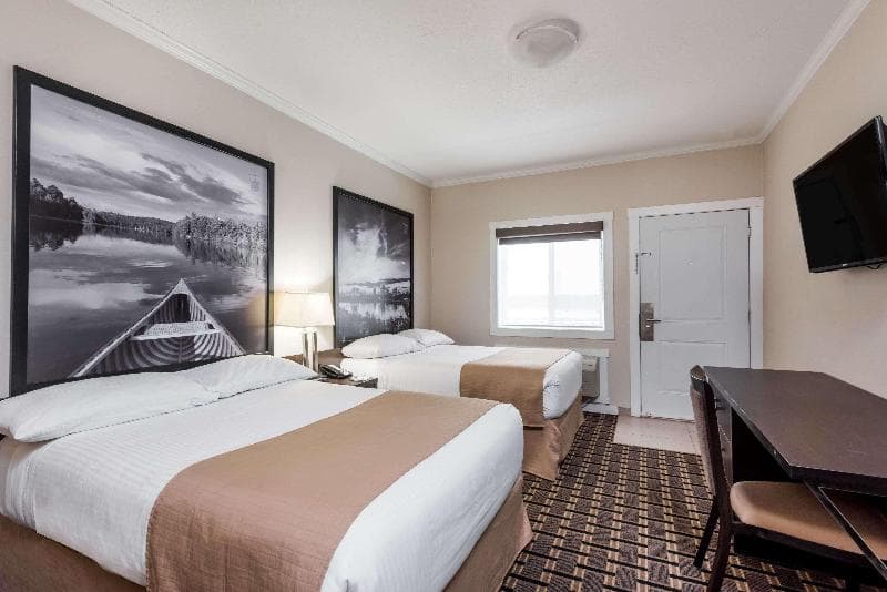 Super 8 By Wyndham Watrous 2