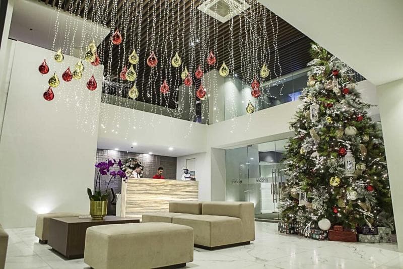 Ramada Encore By Wyndham Makati 2