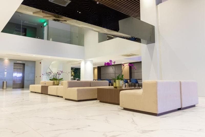 Ramada Encore By Wyndham Makati 3