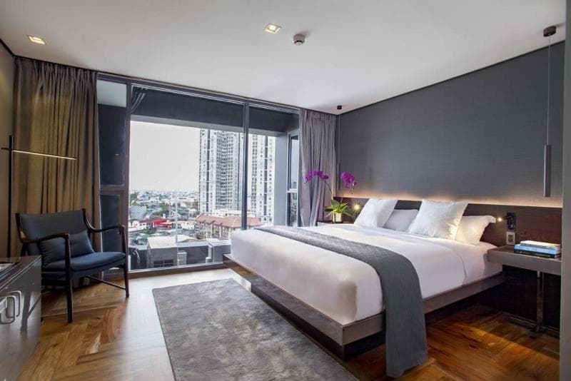 Ramada Encore By Wyndham Makati 5