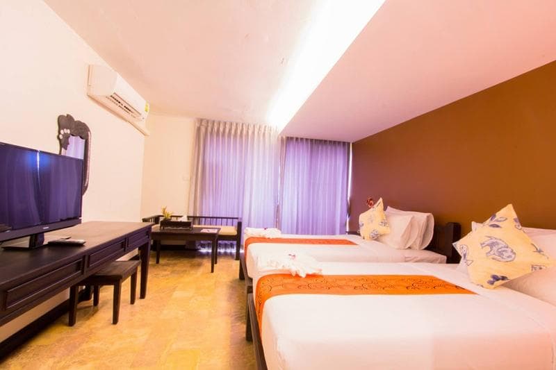 All Together Suite Hotel 5