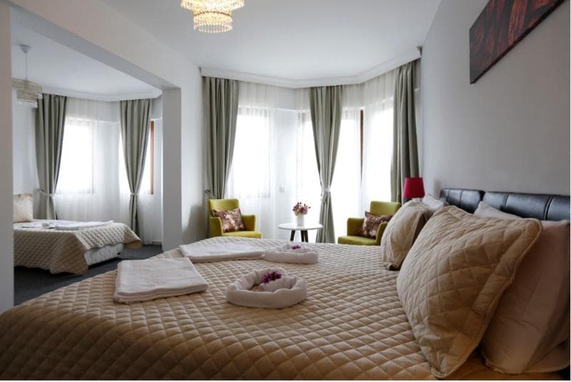 Himm Hotel 4