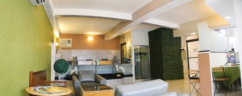 Quoalla Hotel Makati 3