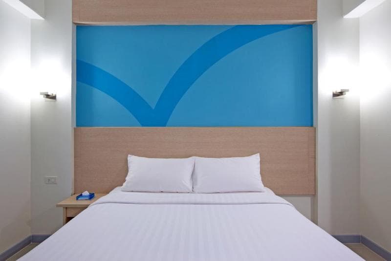 Hop Inn Hotel Alabang Manila 4