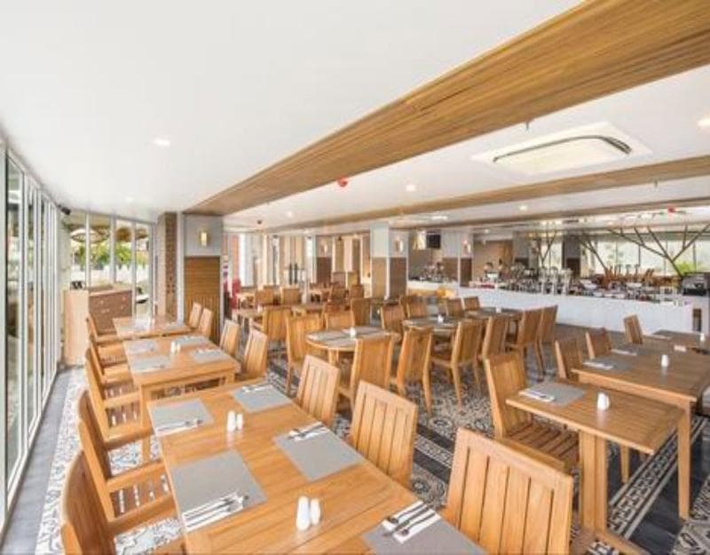 Eastin Ashta Resort Canggu 2