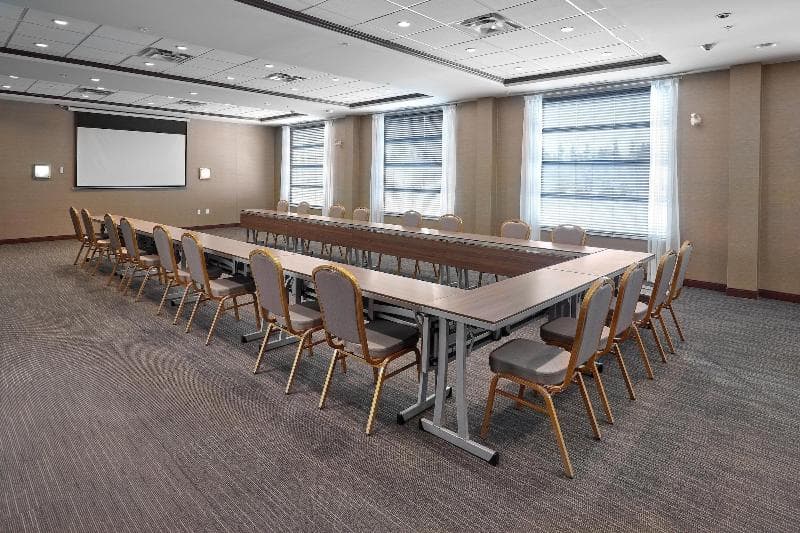 Four Points By Sheraton Edmonton West 1