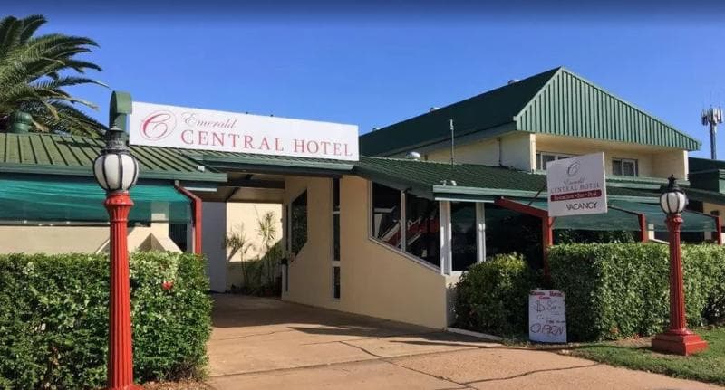 Emerald Central Motel main