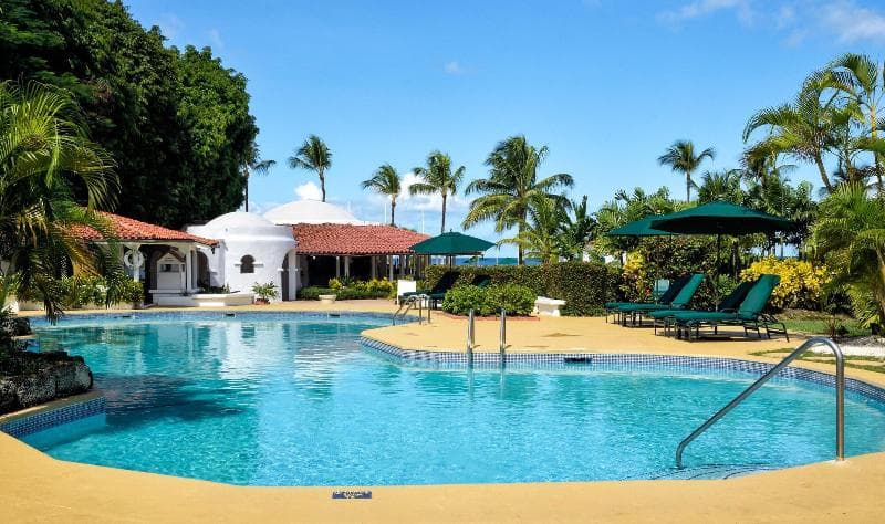 Royal Glitter Bay Villas main