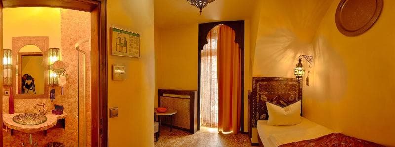 Hotel Villa Oriental 3