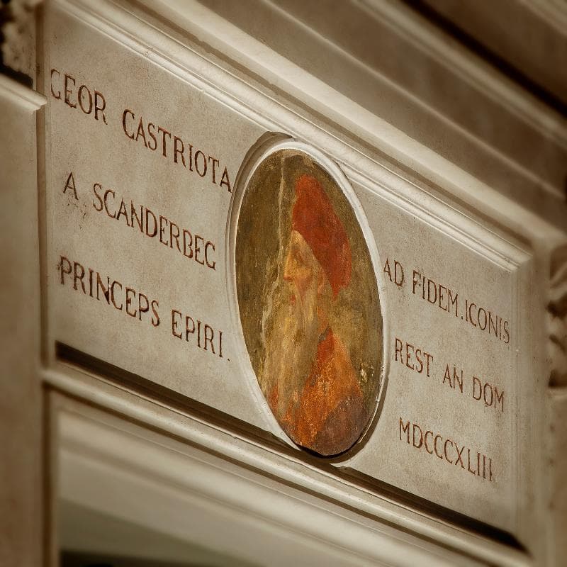 Palazzo Scanderberg 1