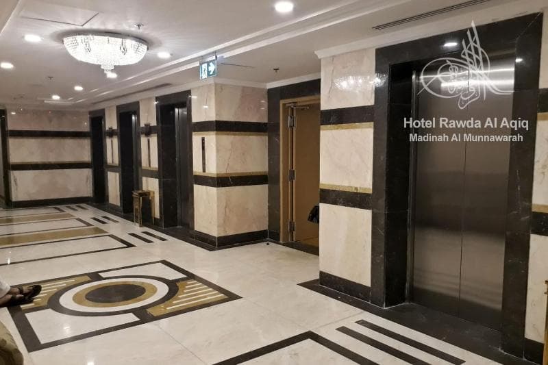 Rawdat Al Aqeeq Hotel 5