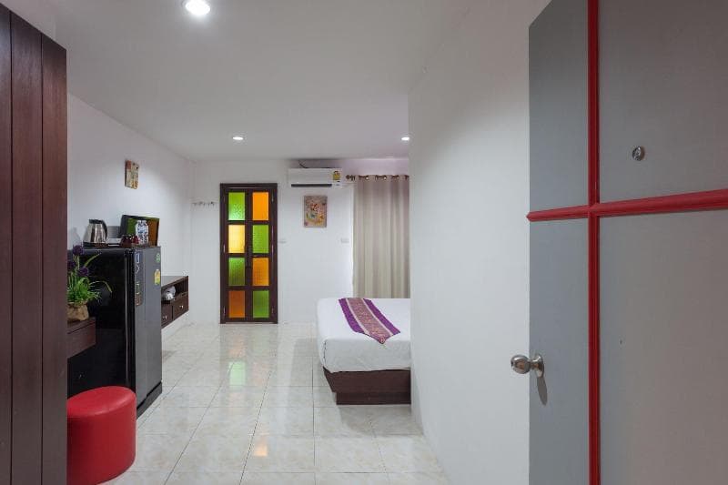 Cokoon Islanda Patong Hotel 5