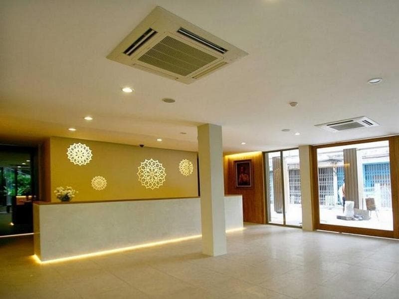 Chern Hostel 4