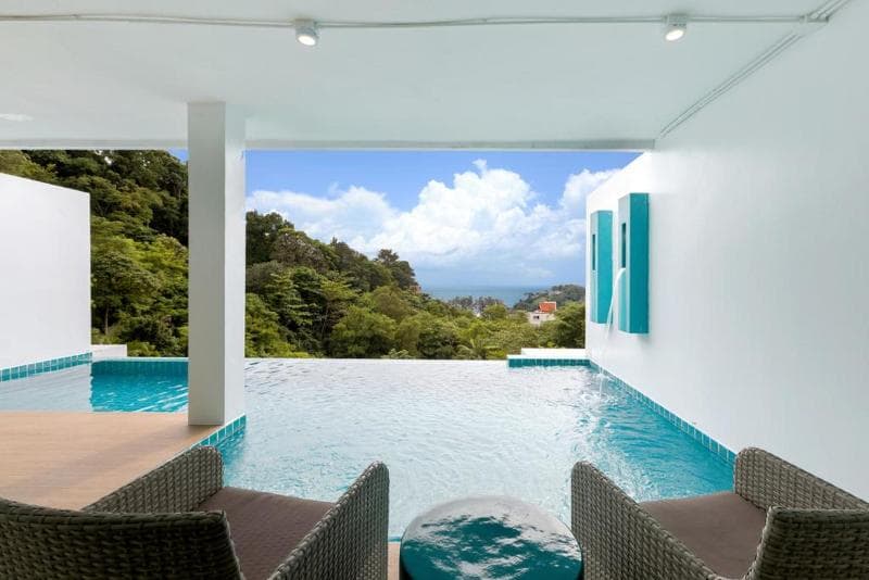 Amala Grand Bleu Resort 4