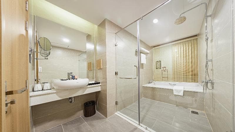 Muong Thanh Saigon Centre Hotel (Adults Only) 4