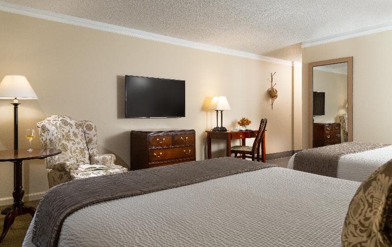 Meadowbrook Inn 2