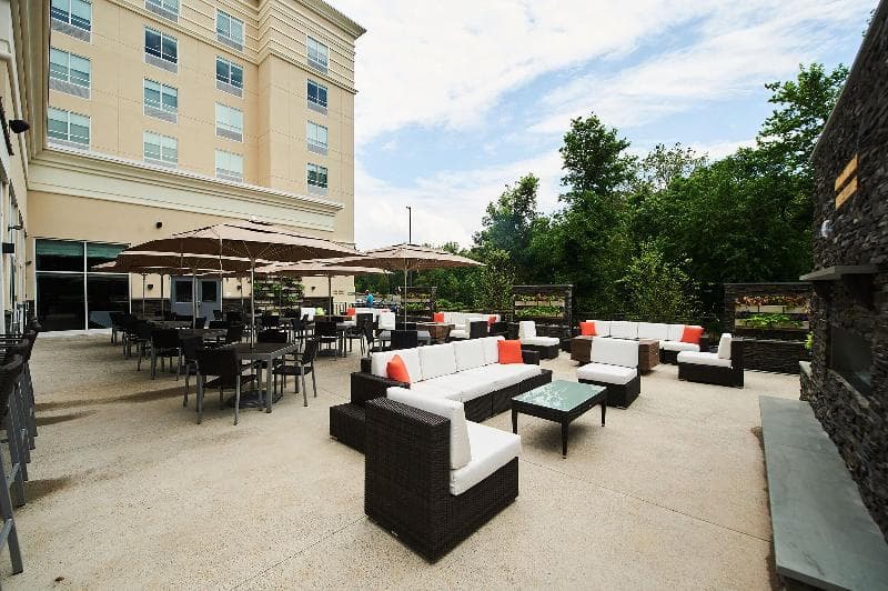 Holiday Inn & Suites Philadelphia W - Drexel Hill 5
