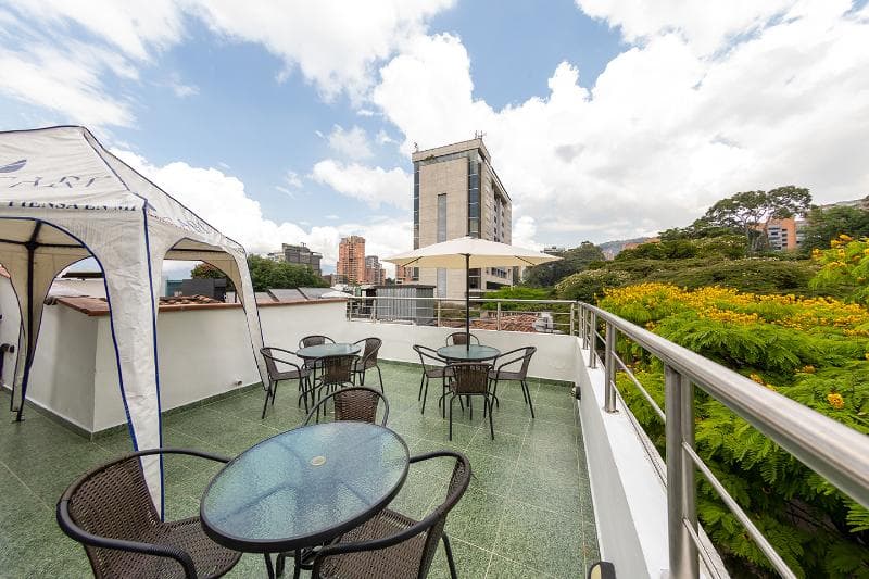 Ayenda 1230 Paradise Lleras main