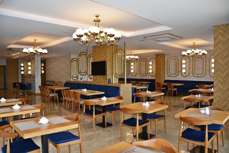 61 Park Otel main