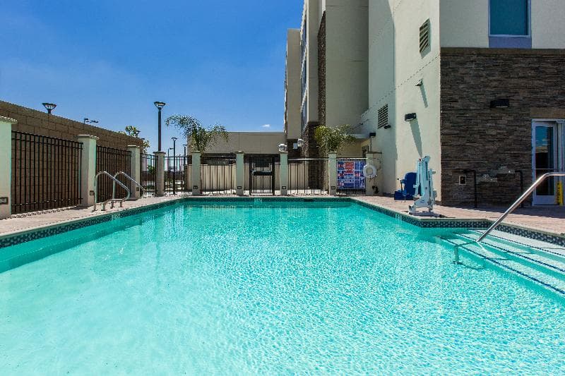 Hyatt Place Delano 4