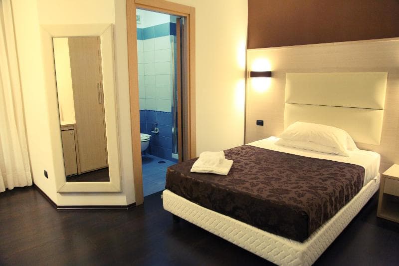 Hotel Sogni D'oro Airport 4
