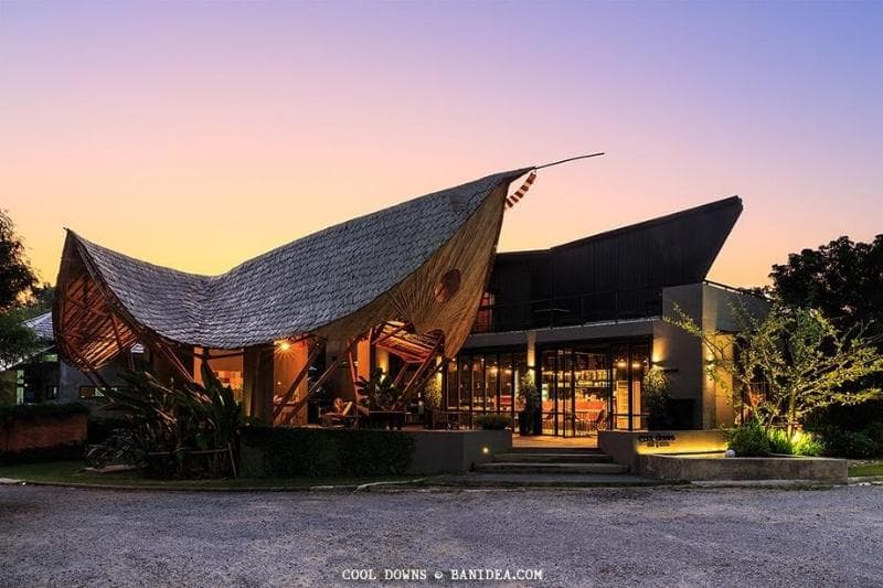Cool Downs Resort main