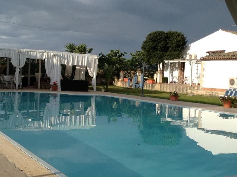 Hotel Aranceto main