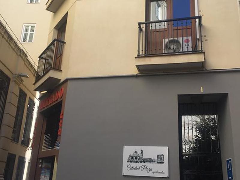 Apartamentos Granada Catedral Plaza 3000 main