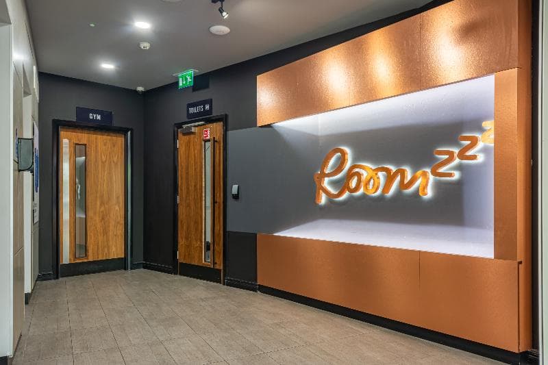 Roomzzz London Stratford photo 1