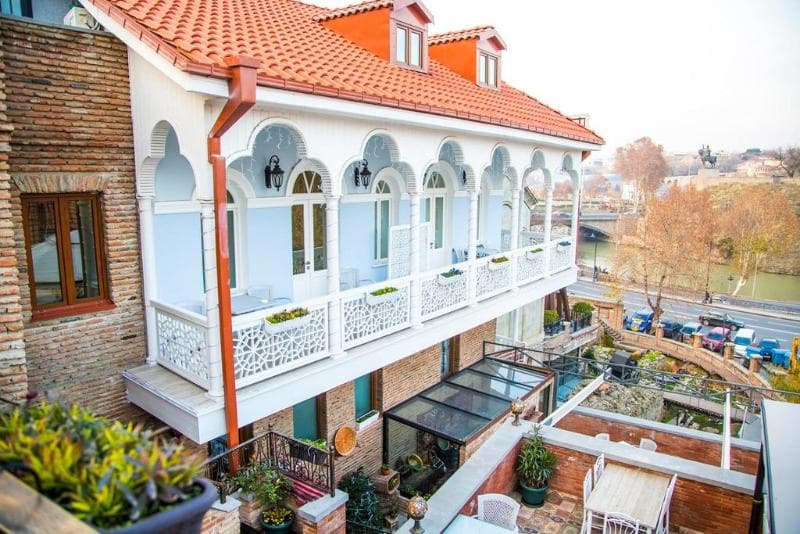 Aivani Hotel photo 1