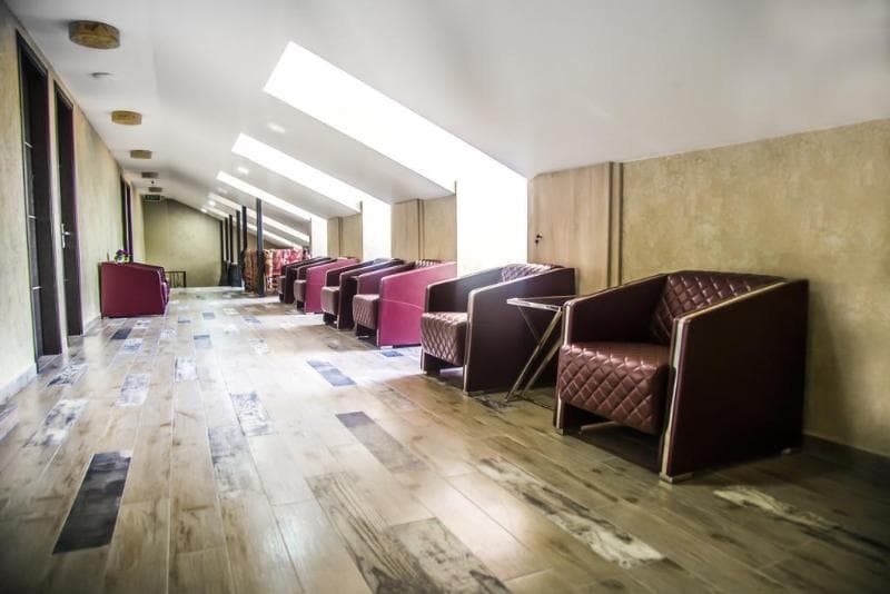 Aivani Hotel 3