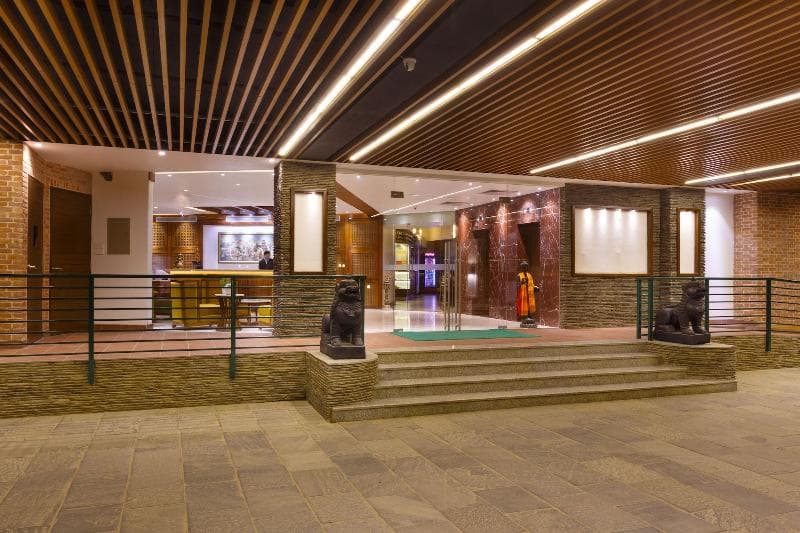 Hotel Ambassador 5