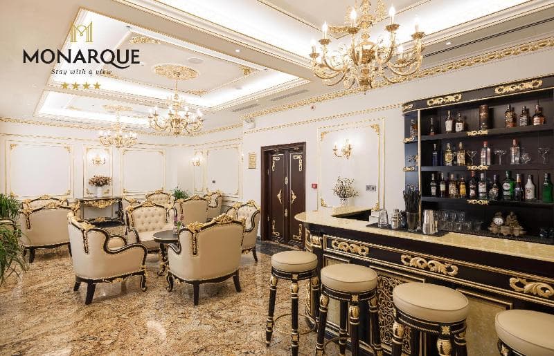 Monarque Hotel 3