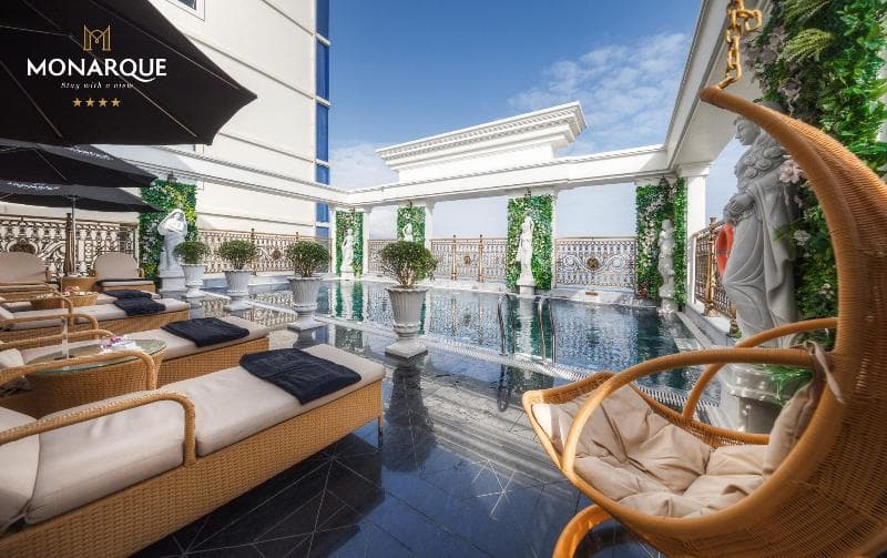 Monarque Hotel 4
