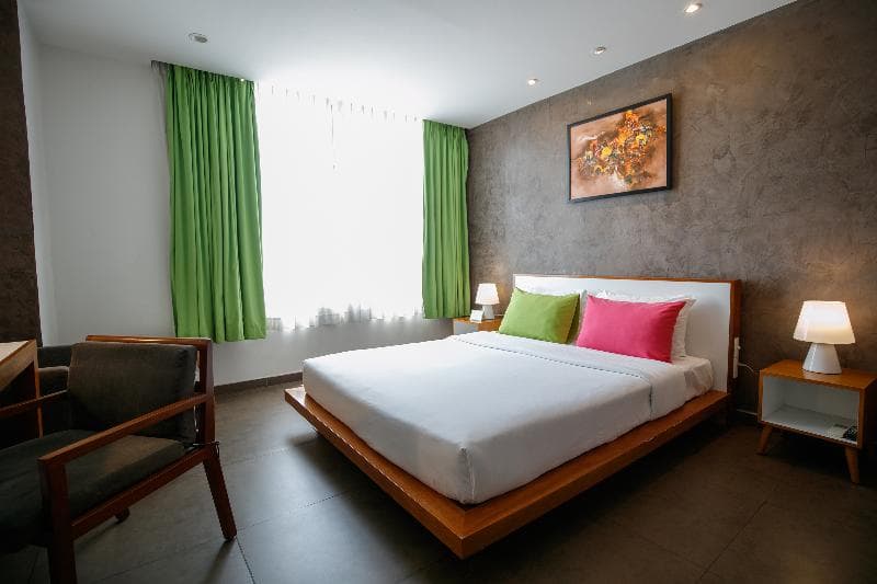 Emm Hotel 2
