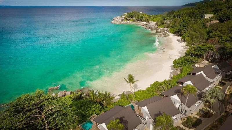 Carana Beach Hotel 2