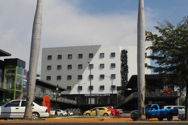 Homesuites Malecon 2
