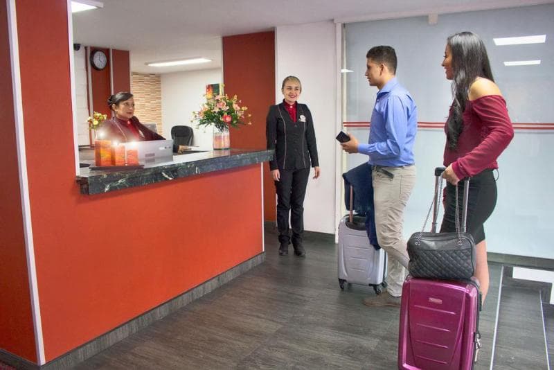 Hotel Bestmark Platino 5