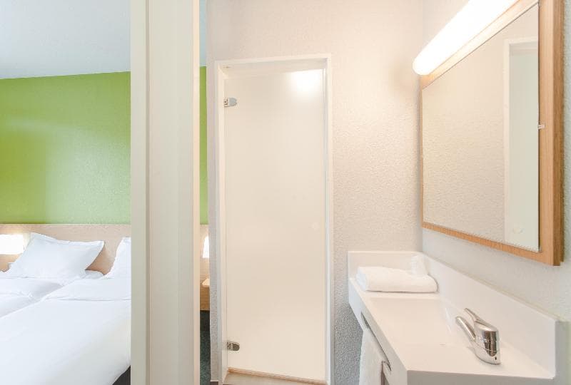 B&B Hôtel Antibes Sophia Antipolis 3
